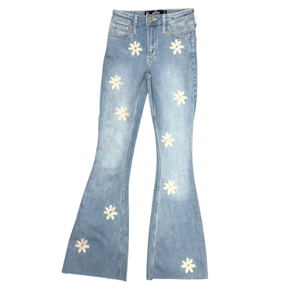 EUC Hollister High-Rise Vintage Flare Embroidered‎ White Daisy Jean Size W23 L32 - Picture 2 of 10